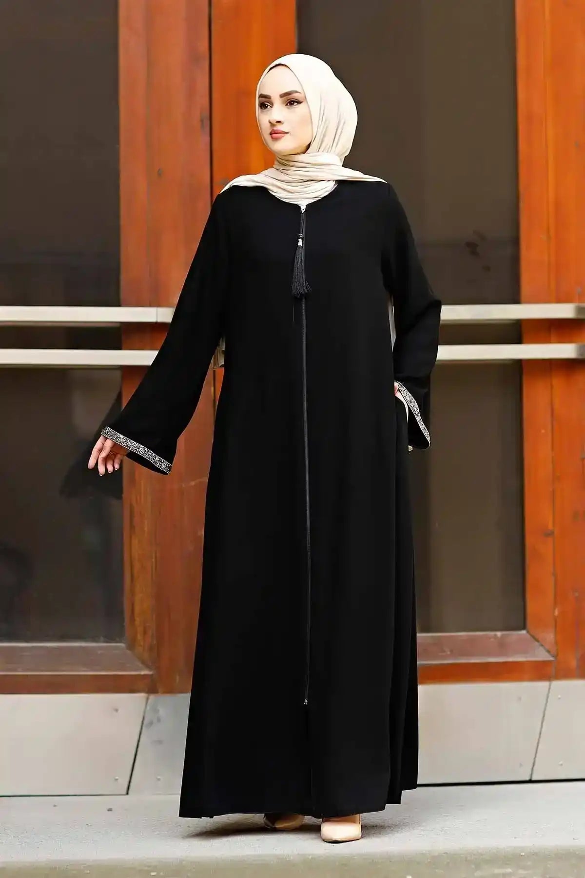 Black Stone-Trimmed Sleeve Abaya with Front Zipper & Tassel – Turkish Abaya